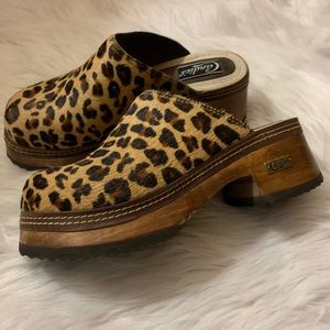 Vintage Candies Cheeta Clogs